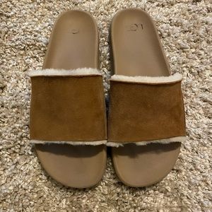 Men’s UGG Slippers